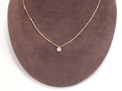 Lot 524 - An 18ct yellow gold elongate link necklace...