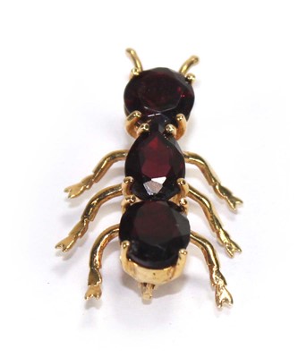 Lot 529 - A yellow metal brooch in the form of an ant...