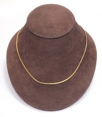 Lot 531 - An 18ct yellow gold flat boxlink necklace, l....