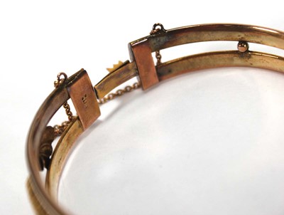 Lot 532 - A late 19th/early 20th century 9ct yellow gold...