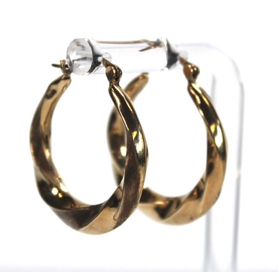 Lot 533 - A pair of 9ct yellow gold hollow ear hoops, l....