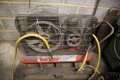 Lot 6 - Clarke Boxer Air single phase electric...