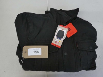 Lot 1235 - Levi's jacket in black size M