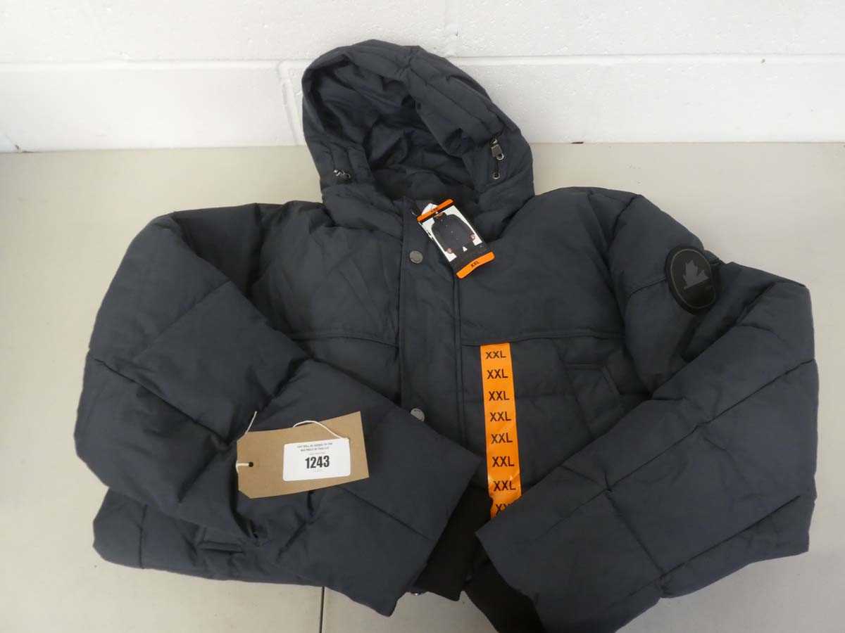 Lot 1243 - Pajar long hooded parka coat size XXL
