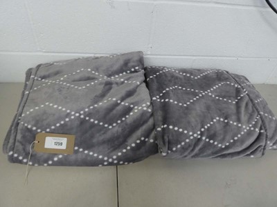 Lot 1259 - x2 Life comfort grey patterned throws