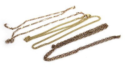 Lot 613 - Three 9ct yellow gold necklaces, max l. 69 cm,...