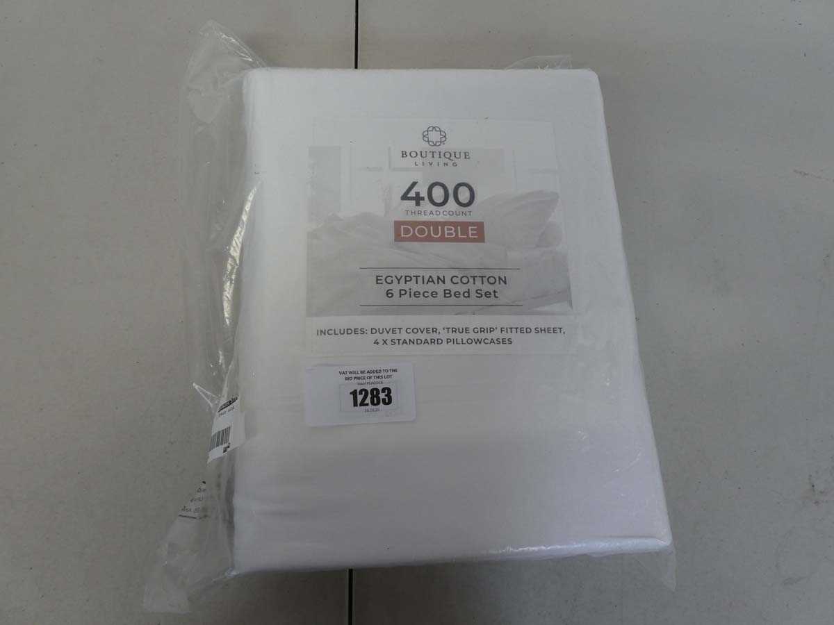Lot 1283 - Boutique living 400 threadcount Egyptian...