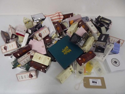 Lot Large selection of various perfume samples