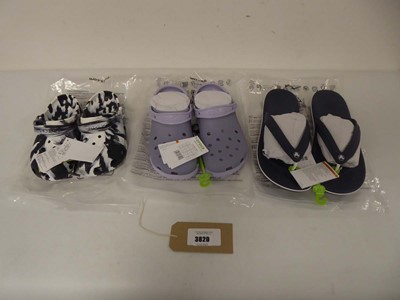 Lot 3x Pairs of Crocs in various styles