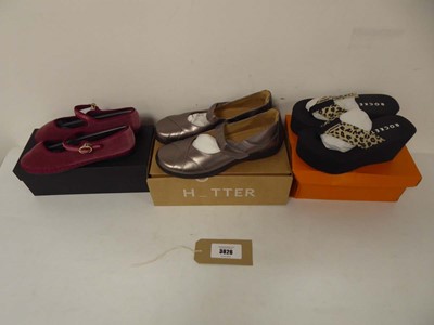Lot 3x Boxed pairs of sandals to include Hotter...