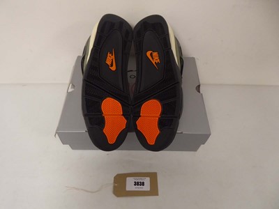 Lot Nike air jordan retro OG SP trainers in khaki...