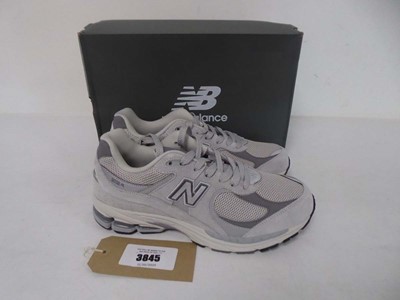 Lot New Balance classics trainers in grey size UK9...