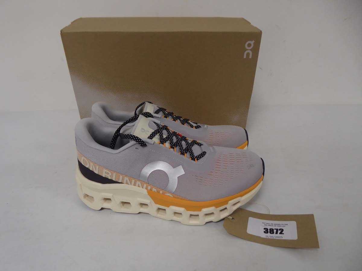 Lot On Cloud Running cloudmonster 2 trainers in...