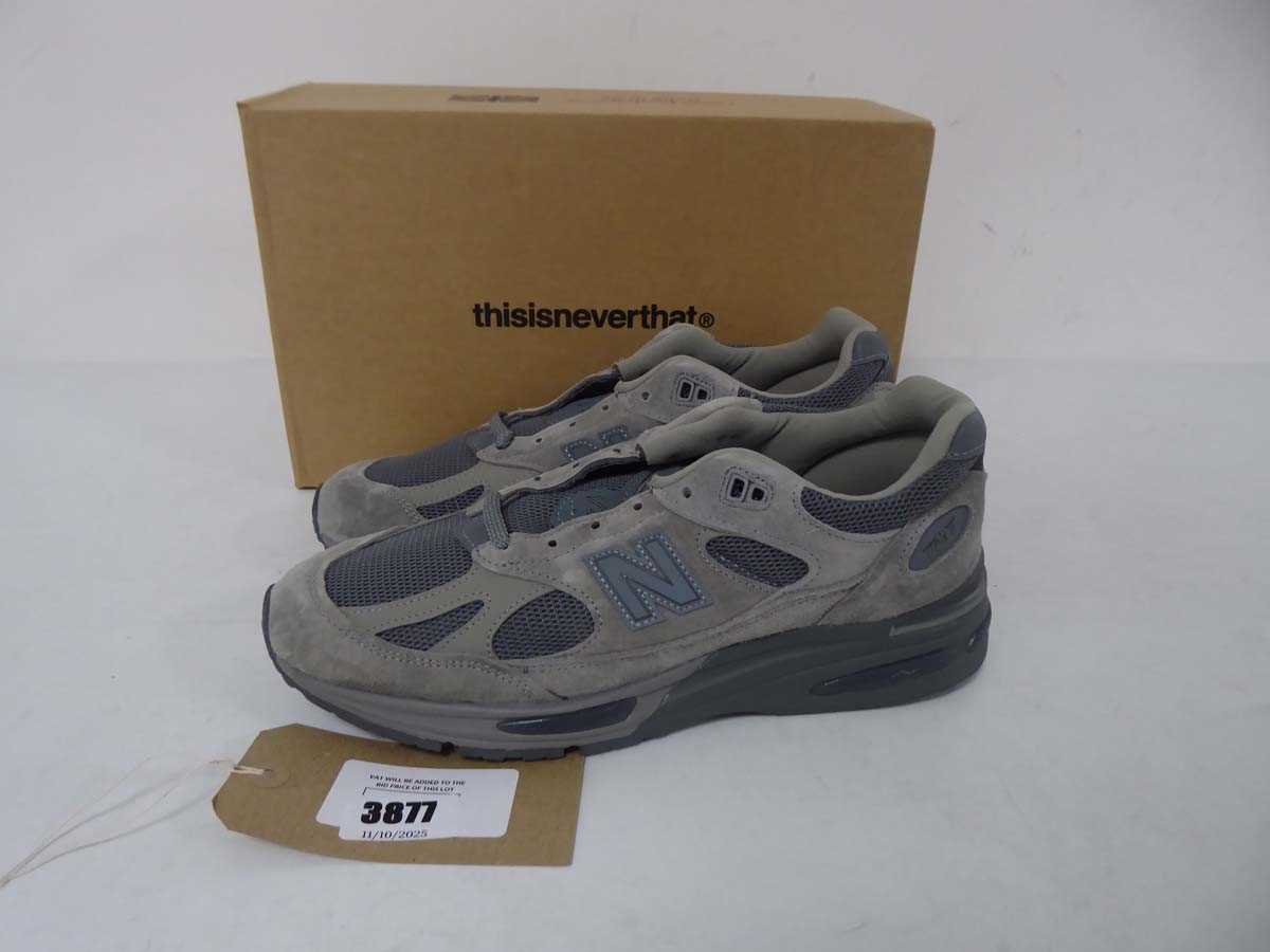 Lot New Balance x This is Never That running...