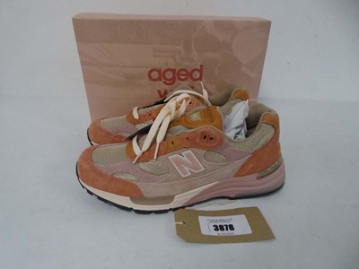 Lot New Balance Aged Well classics trainers in...
