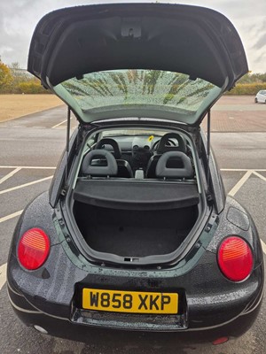 Lot 4005 - (W858 XKP) 2000 Volkswagen Beetle 3-door...