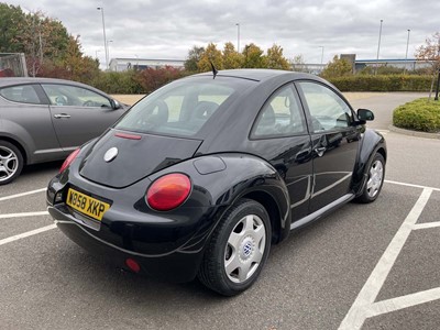 Lot 4005 - (W858 XKP) 2000 Volkswagen Beetle 3-door...