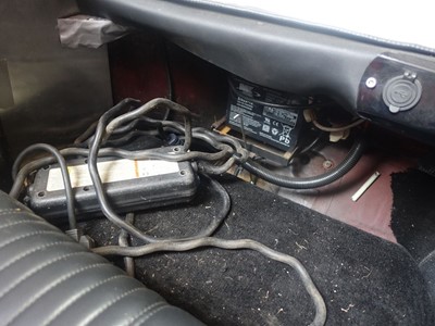 Lot 2 - (A609 KDG) Customised Austin Mini Mayfair with...
