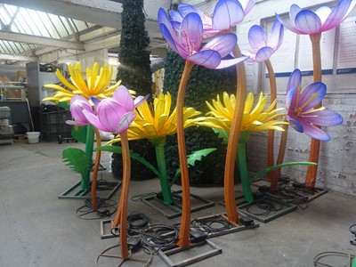 Lot 65 - 11 assorted silk style metal frame LED lit...