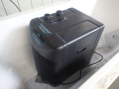 Lot 70 - Plunge commercial cold water plunge pool...