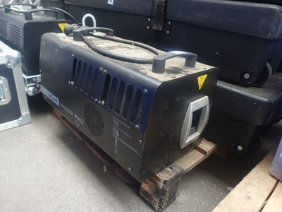 Lot 101 - Martin Jem Hazer Pro fog machine, 220/240v,...