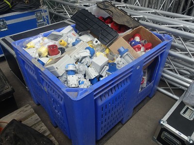 Lot 103 - Large plastic pallet stillage containing...
