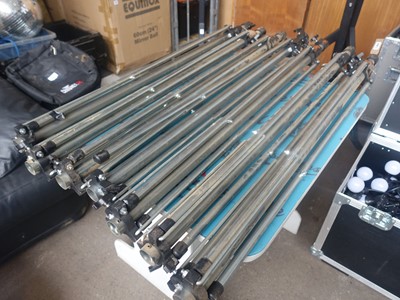 Lot 140 - 7x Doughty Club25 25kg capacity telescopic...
