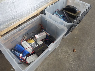 Lot 172 - 2x boxes containing a large number of LiPo...