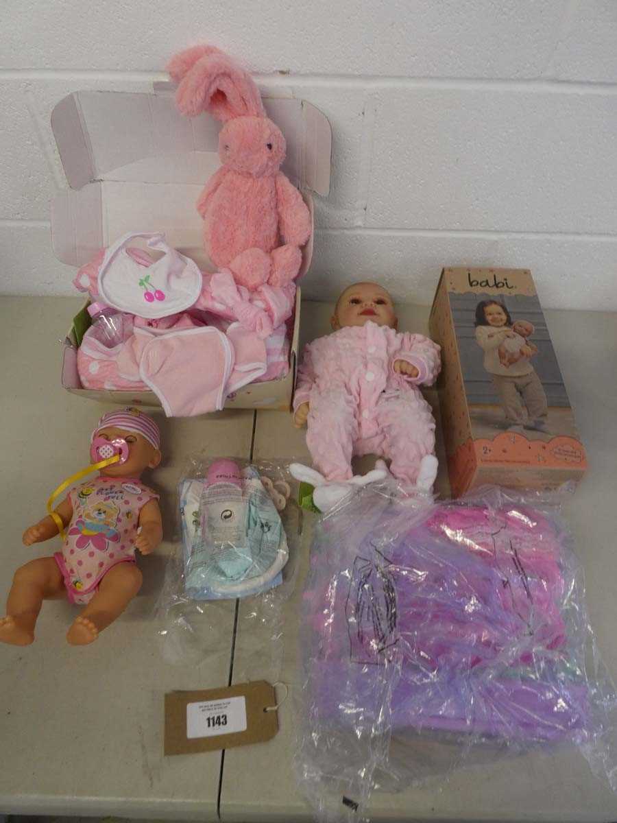 Lot Selection of dolls and accessories to include...