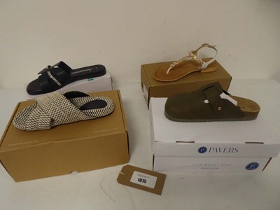 Lot 1015 - 4x Boxed pairs of sandals to include...