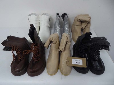 Lot 1022 - 6x Pairs of boots in various styles and sizes