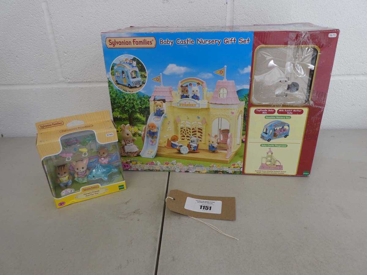 Lot Sylvanian Families baby castle nursery gift...
