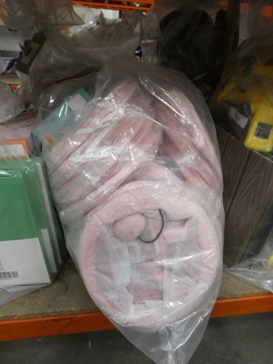 Lot 3020 - Cat tunnels, cat grooming sling and 10lb bag...