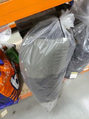 Lot 3101 - x5 Weatherproof coats