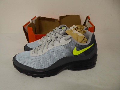 Lot 1036 - Nike air max invigor trainers in blue / grey...