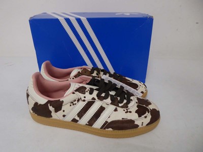Lot 1044 - Adidas samba OG trainers in brown size UK8 -...