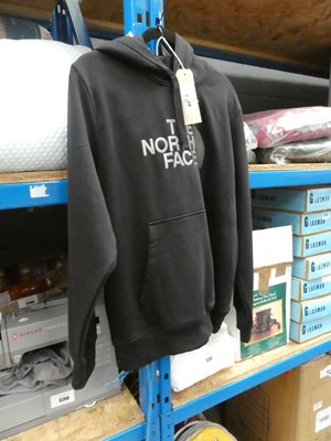 Lot 3250 - The North Face men's hoodie in black size Medium