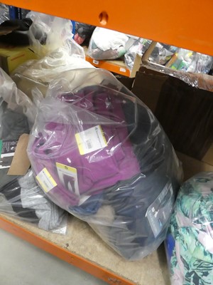 Lot 3145 - x20 mixed trousers/shorts to include DKNY...