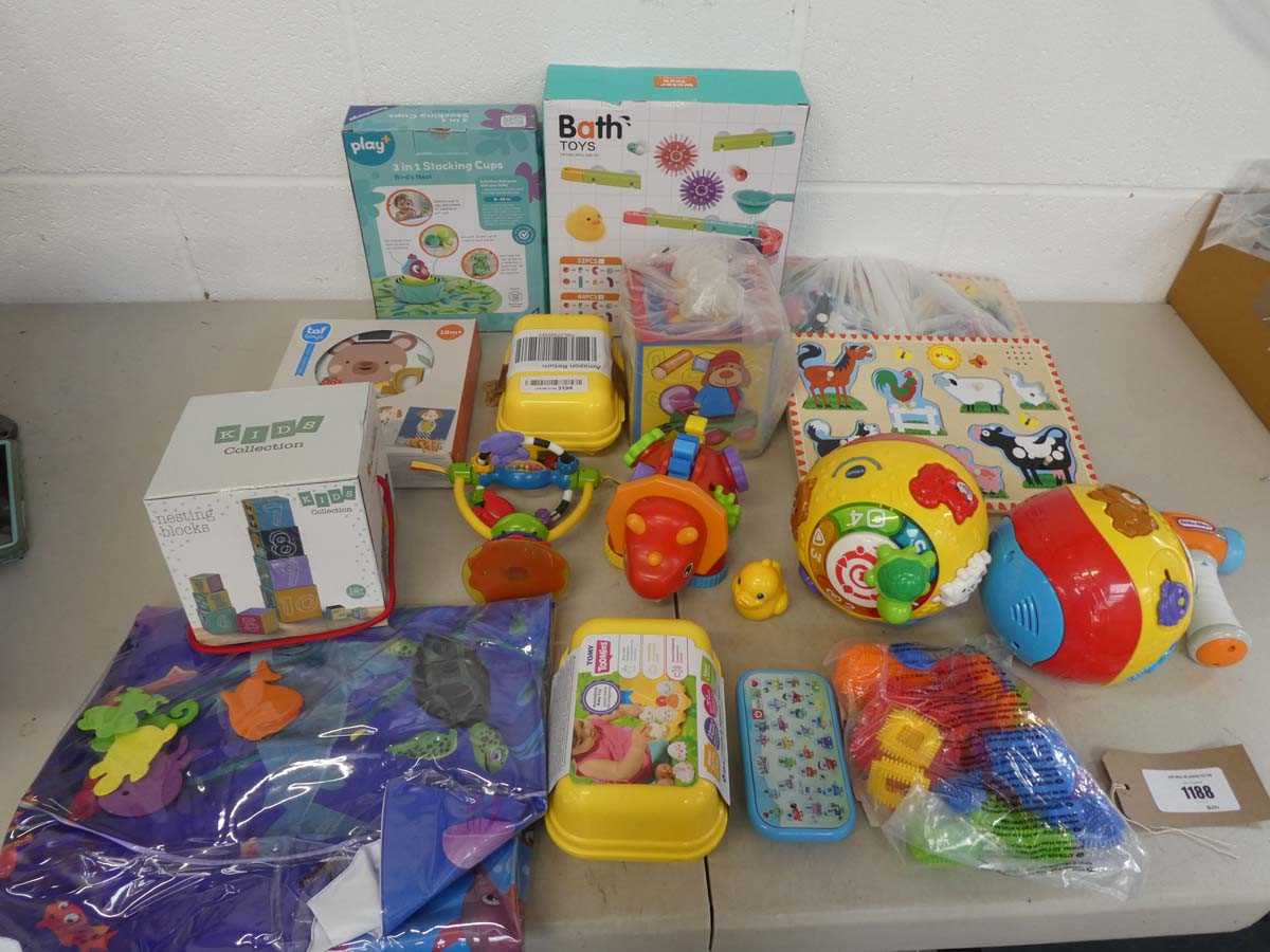 Lot Selection of baby/toddler toys to include bath...