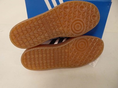 Lot 1066 - Adidas ambae trainers in white size UK5 - boxed