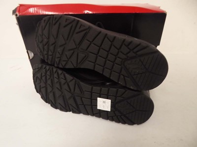Lot 1068 - Sketchers Street los angeles trainer in black...