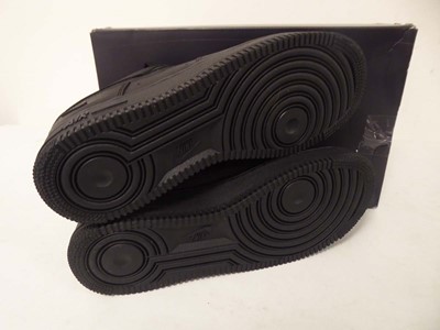 Lot 1070 - Nike air force 1 '07 LV8 trainers in black...