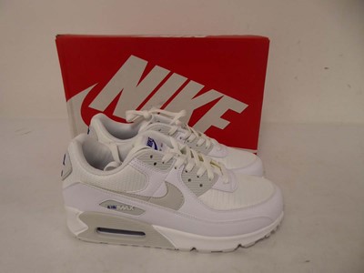 Lot 1075 - Nike air max 90 trainers in white size UK8.5 -...