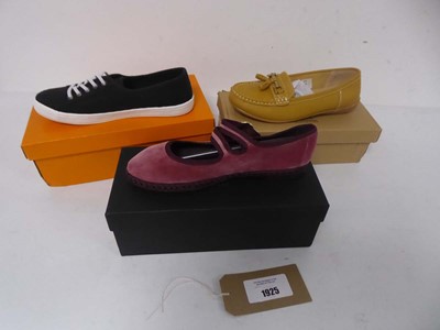 Lot 1925 - 3x Boxed pairs of shoes to include Rocket Dog...
