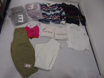 Lot 1964 - Selection of clothing to include Blakley,...