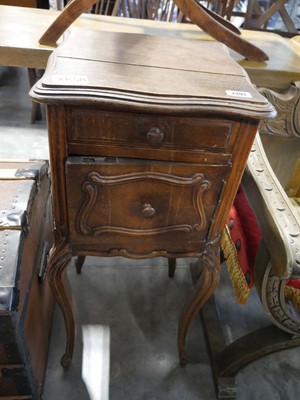 Lot 1391 - Single drawer single door stand