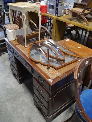 Lot 1412 - Leather top twin pedestal writing desk with...