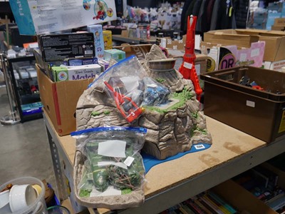 Lot 1504 - Thunderbirds island with various associated...