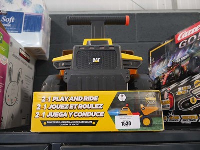 Lot 1530 - CAT 2 in 1 play and ride childrens toy dumper