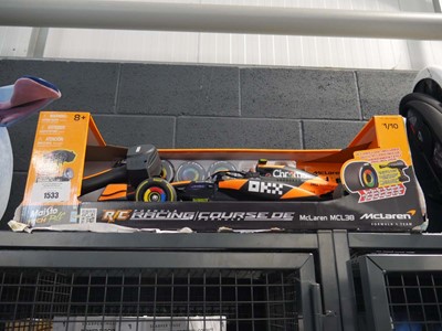 Lot 1533 - Maisto remote control McLaren MCL38 racing car